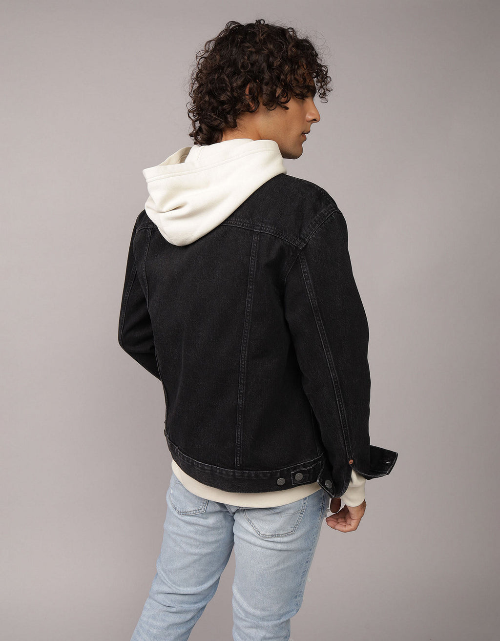 Chaqueta Denim de mezclilla para hombre. - Negro 0106_1750_081_ob