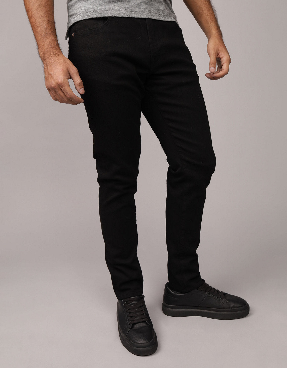 Jean Skinny Athletic Ae - Negro 0114_6609_055_of
