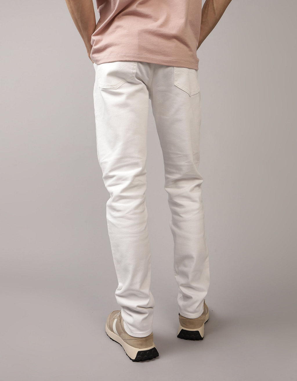 Jean Skinny Athletic con Stretch Hombre AE - Blanco 0114_7017_100_ob