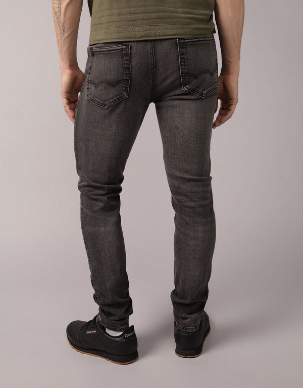 Jean Skinny Athletic con Parches Ae - Negro
