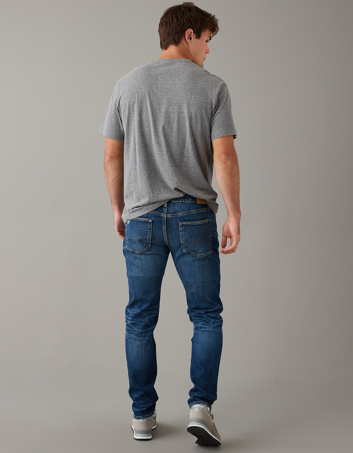 Jean Athletic con parches Hombre AE - Generico 0118_6489_458_ob