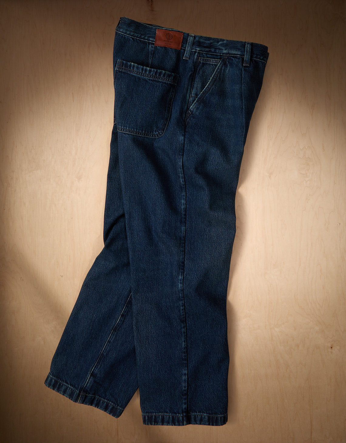 Ae x Tru Kolors Pantalón en Denim Pleated - Azul 0122_7378_410_b