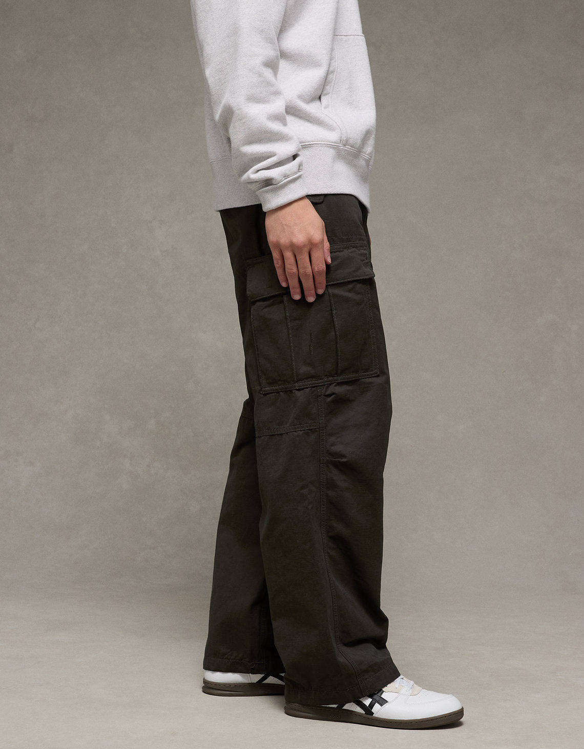 Pantalón Baggy Tipo Cargo Ae - Dorado 0123_5290_294_os