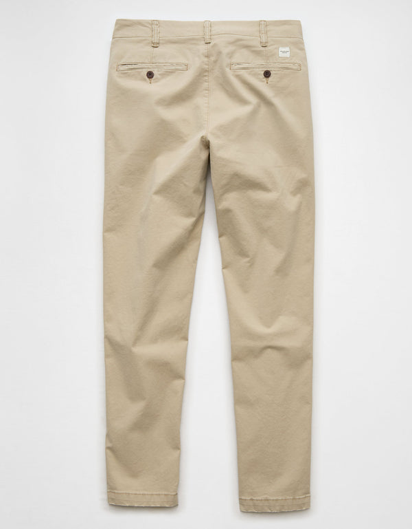 Pantalón khaki ajustado recto y flexible usado. - Caqui