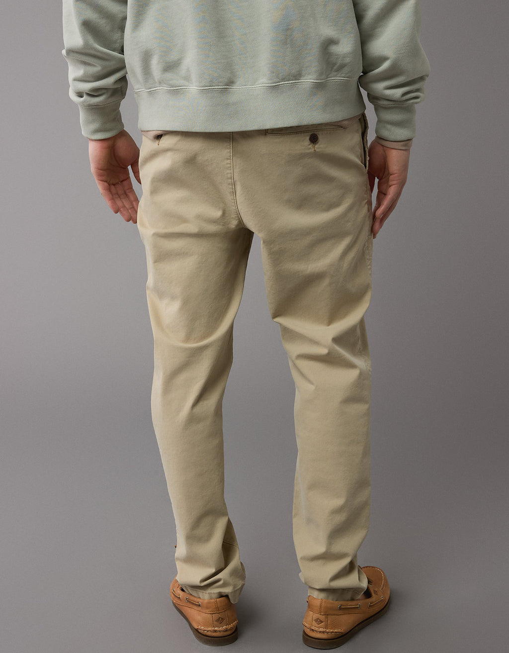 Pantalón khaki ajustado recto y flexible usado. - Caqui 0128_4805_281_ob