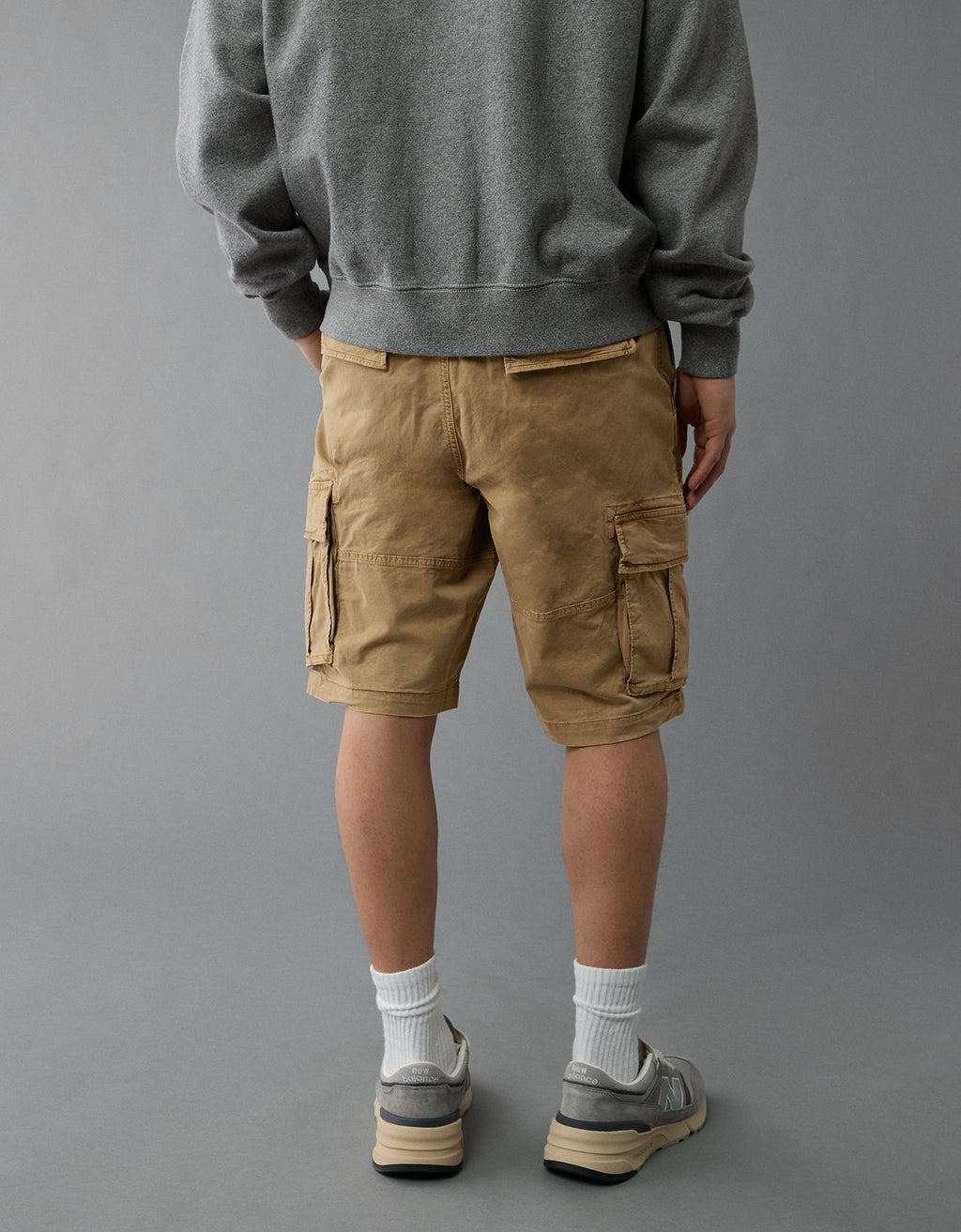 Short tipo cargo de hombre AE - Caqui 0132_7878_238_ob