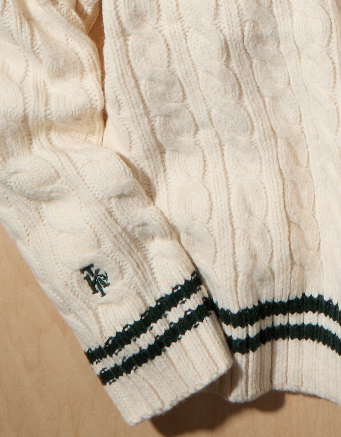 Ae x Tru Kolors Suéter de Cricket - Generico 0141_2176_106_d1