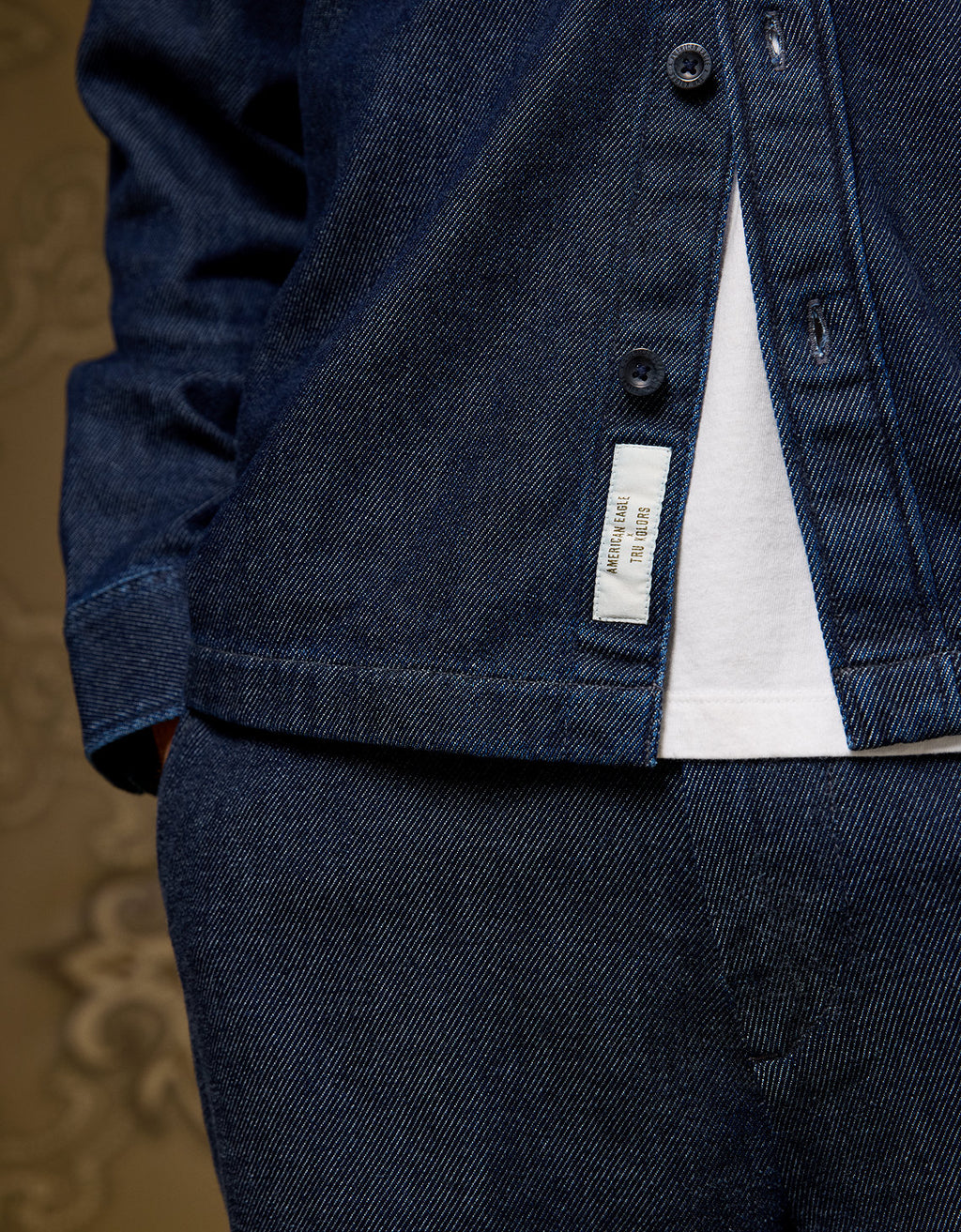 Ae x Tru Kolors Camisa en Denim Chenille - Azul 0151_2995_410_d2