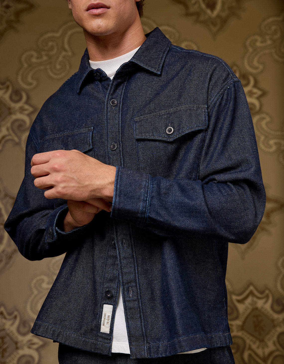 Ae x Tru Kolors Camisa en Denim Chenille - Azul 0151_2995_410_of