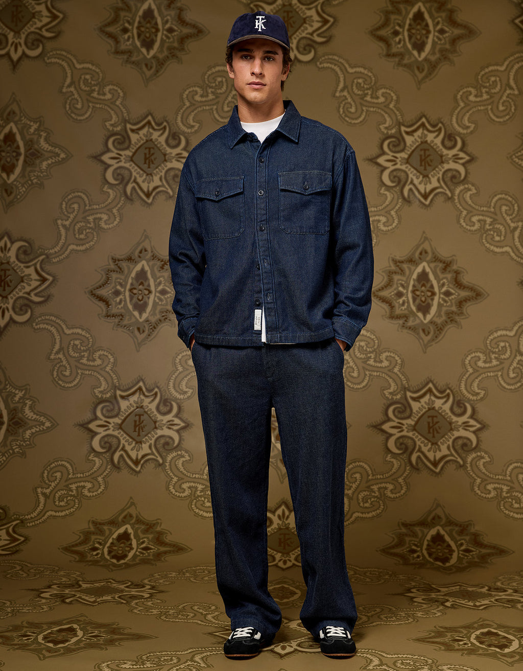 Ae x Tru Kolors Camisa en Denim Chenille - Azul 0151_2995_410_os