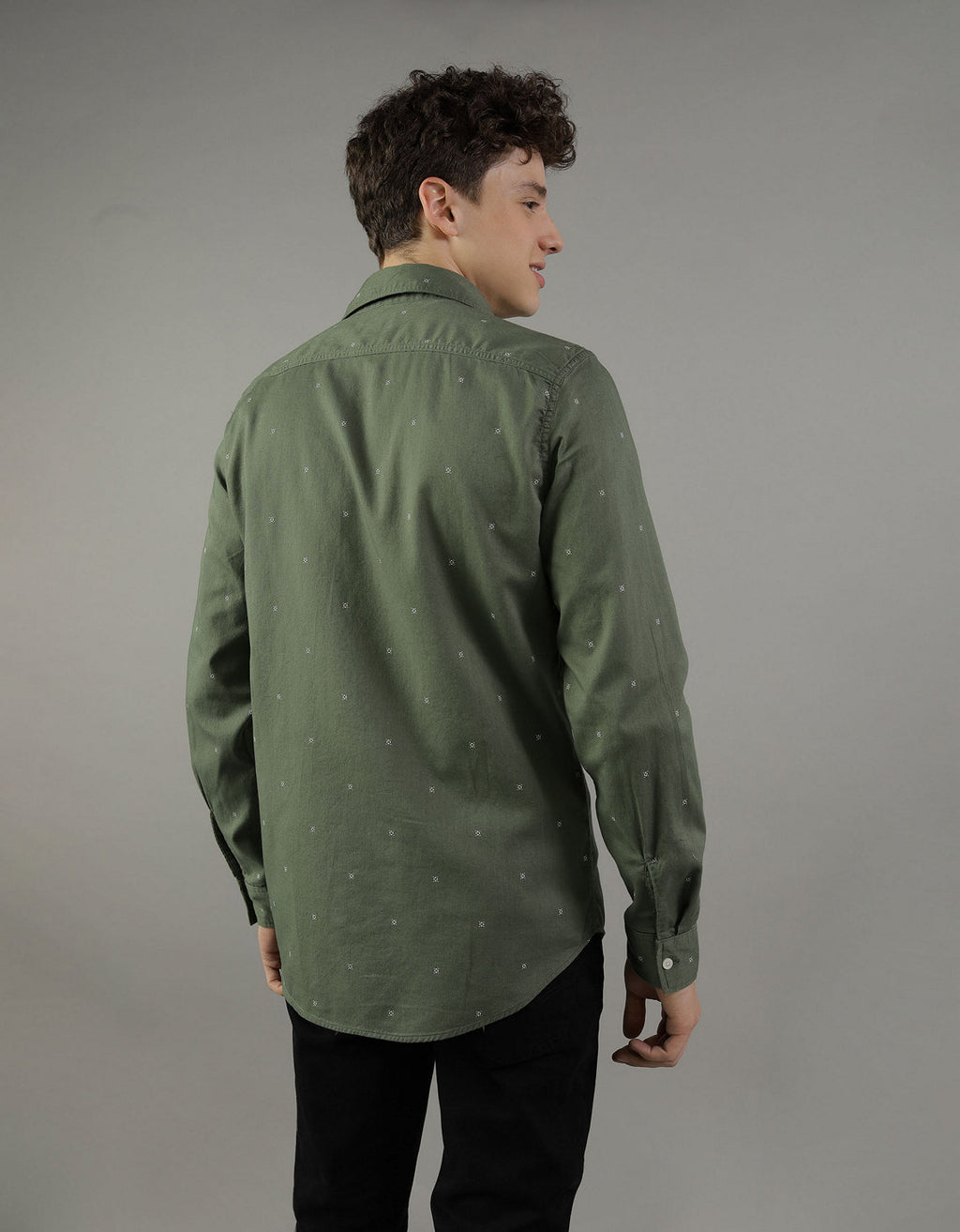 Camisa AE Slim fit con botones - Verde 0153_2425_300_ob