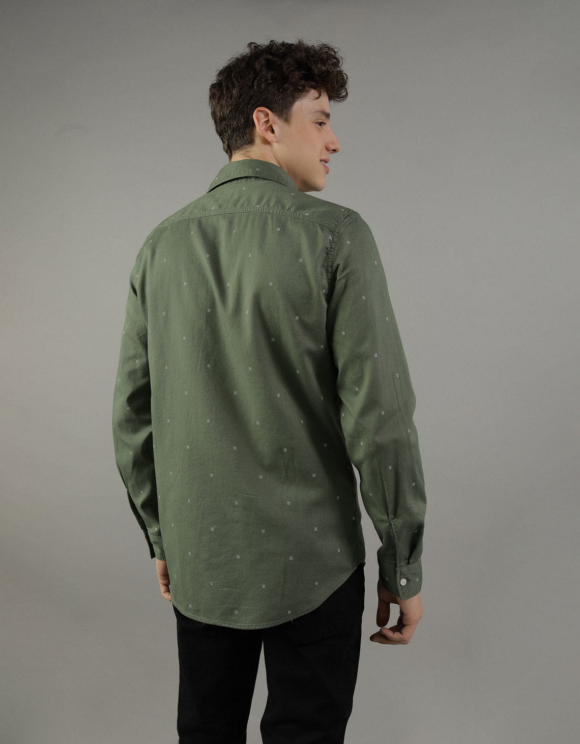 Camisa AE Slim fit con botones - Verde 0153_2425_300_ob