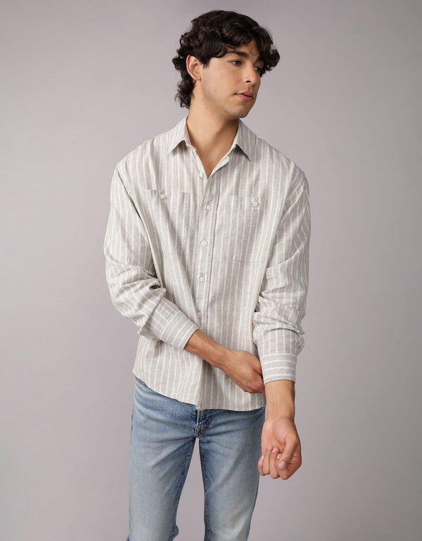 Camisa abotonada relajada de lino mezclado Ae Everyday - Generico