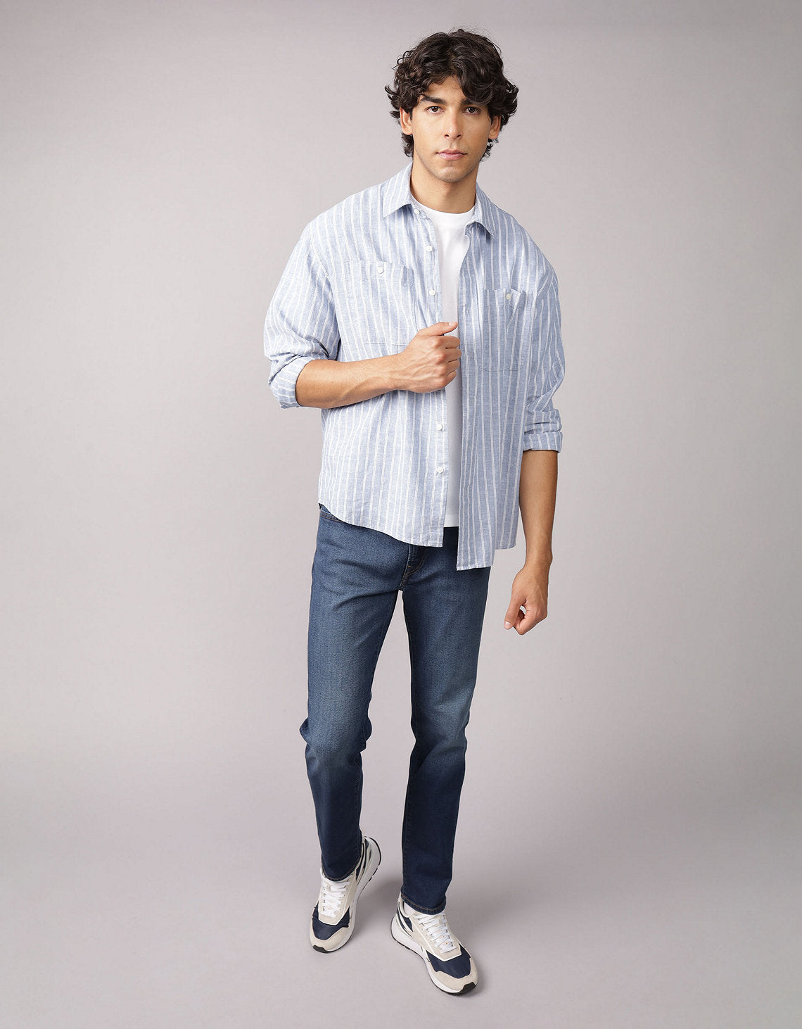 Camisa abotonada relajada de lino mezclado Ae Everyday - Azul 0153_2894_407_of