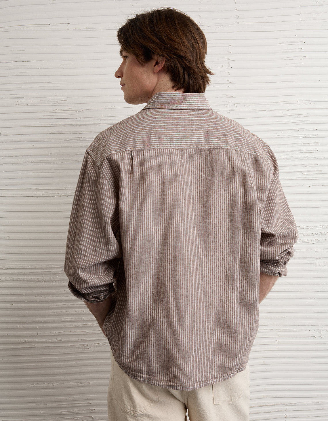 Camisa de lino con ajuste relajado y botones - Café 0153_3087_200_ob