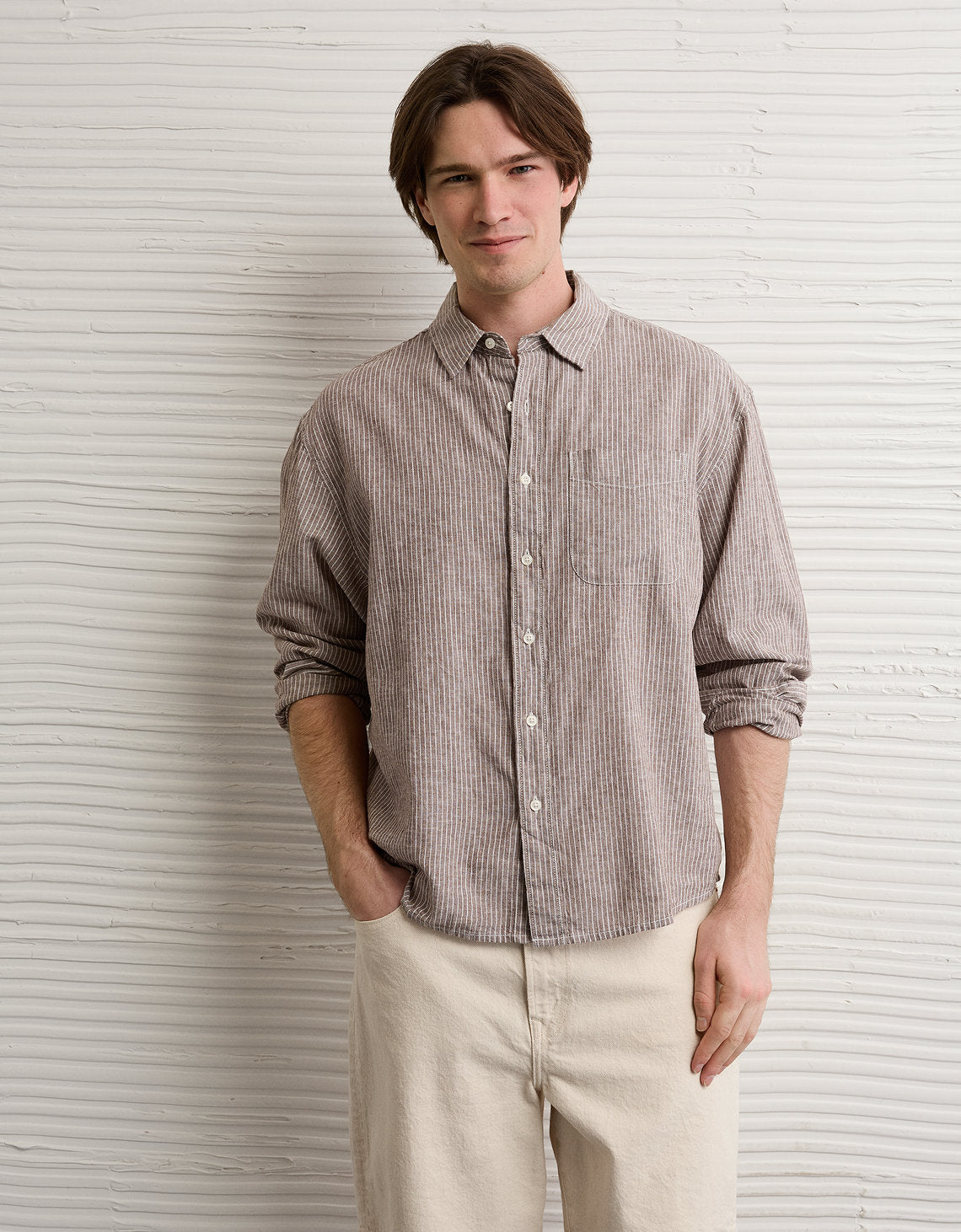 Camisa de lino con ajuste relajado y botones - Café 0153_3087_200_of