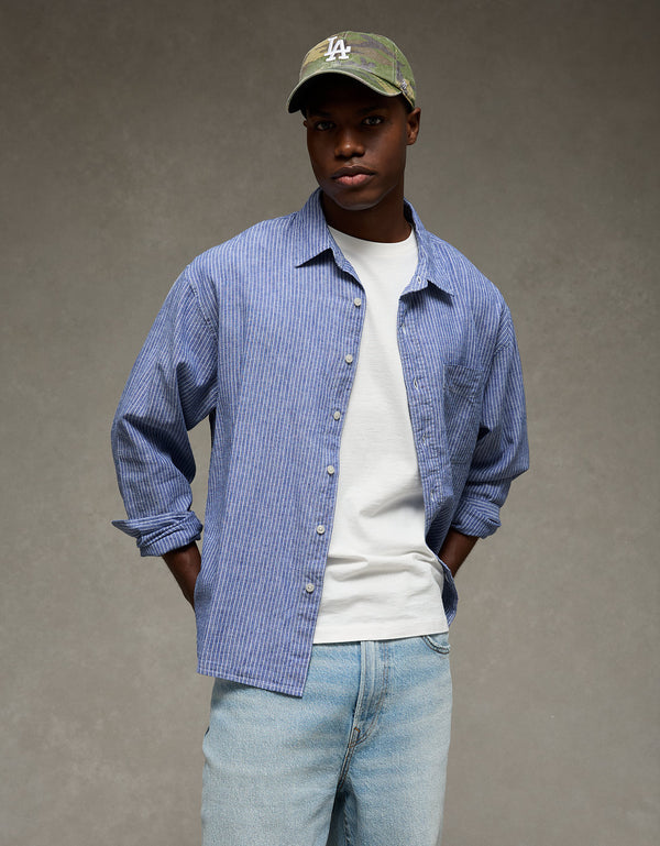 Camisa de lino con ajuste relajado y botones - Azul