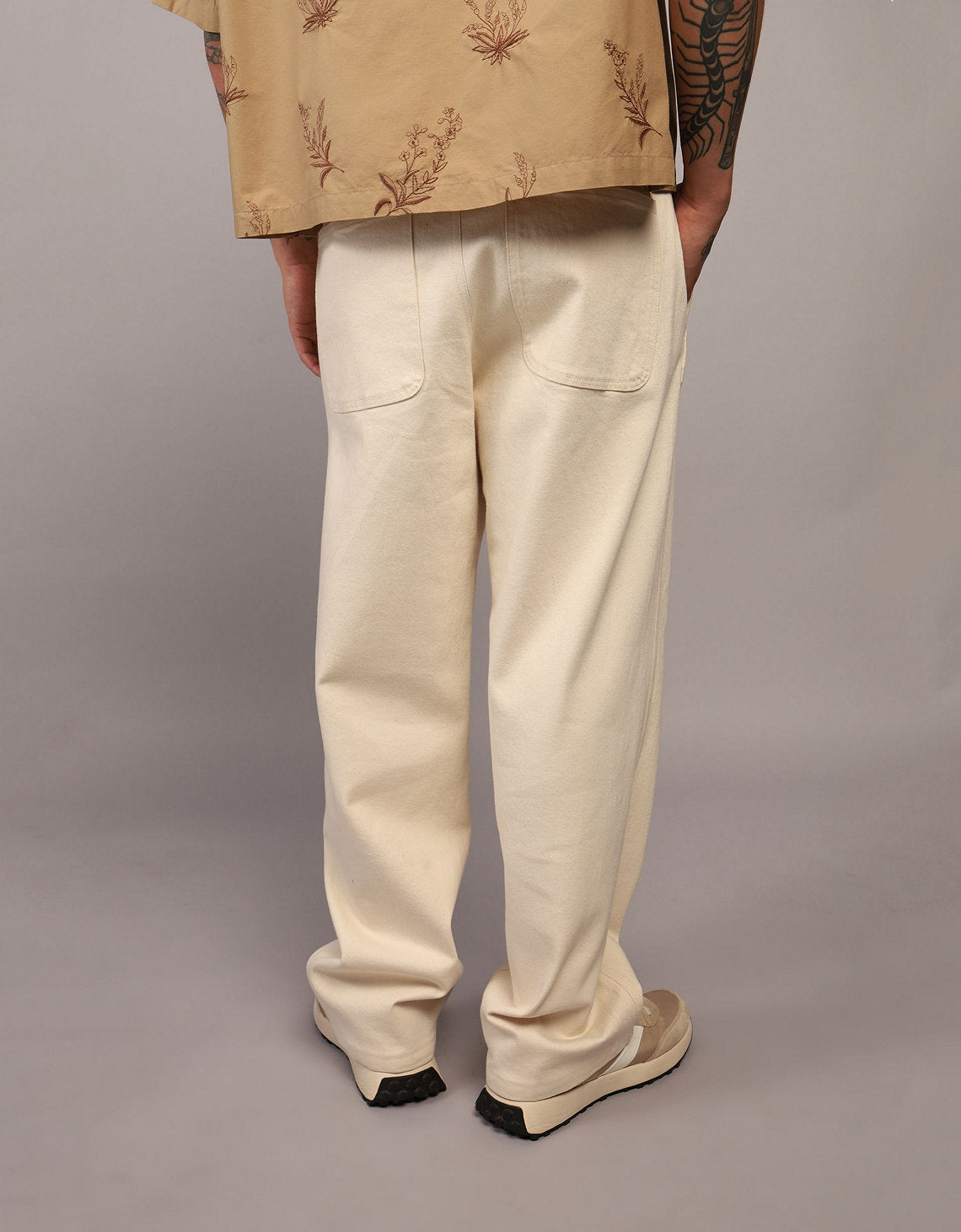 Pantalón AE Holgado x Manuel Turizo de Hombre - Generico 0178_7042_256_ob
