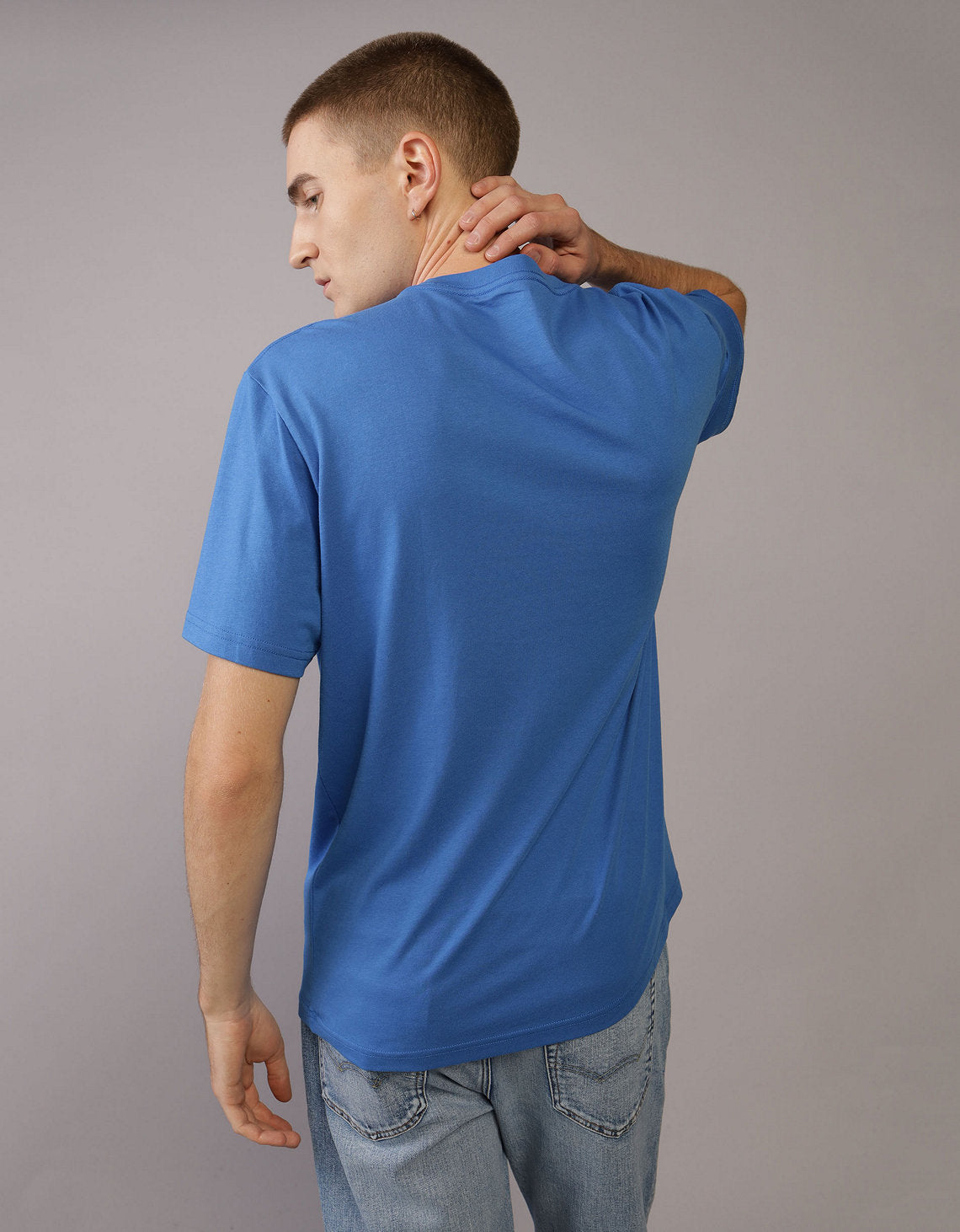 Camiseta gráfica con bloques de color de Ae - Azul 0181_3983_499_ob