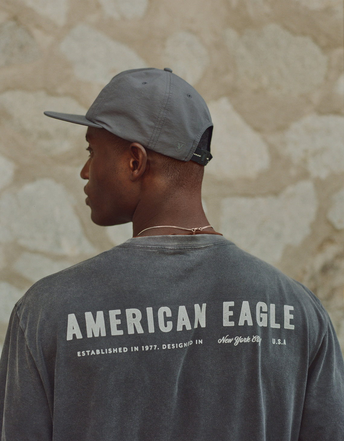 Camiseta Gráfica con Logo Ae - Gris 0181_4420_023_l1