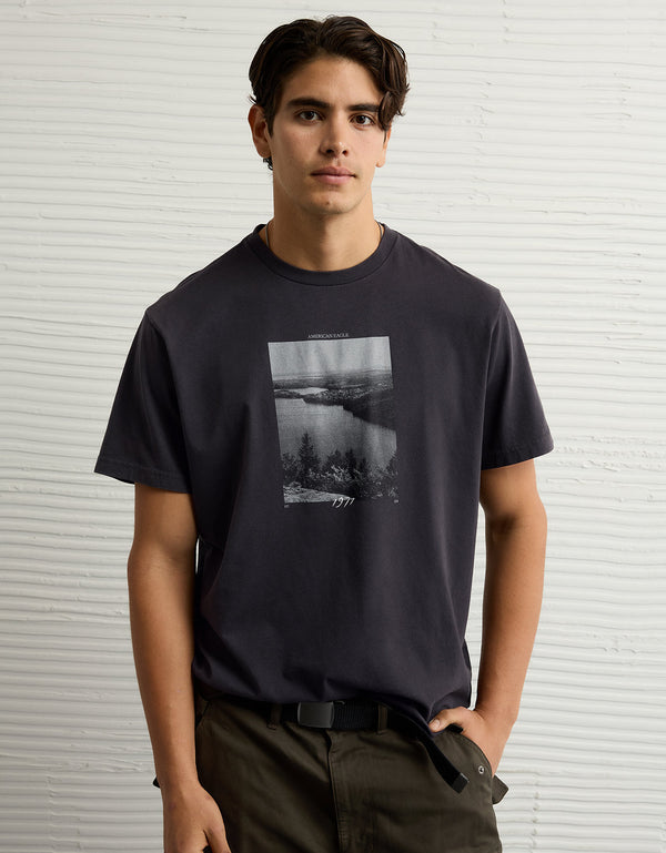 Camiseta con Gráfico Ae - Negro