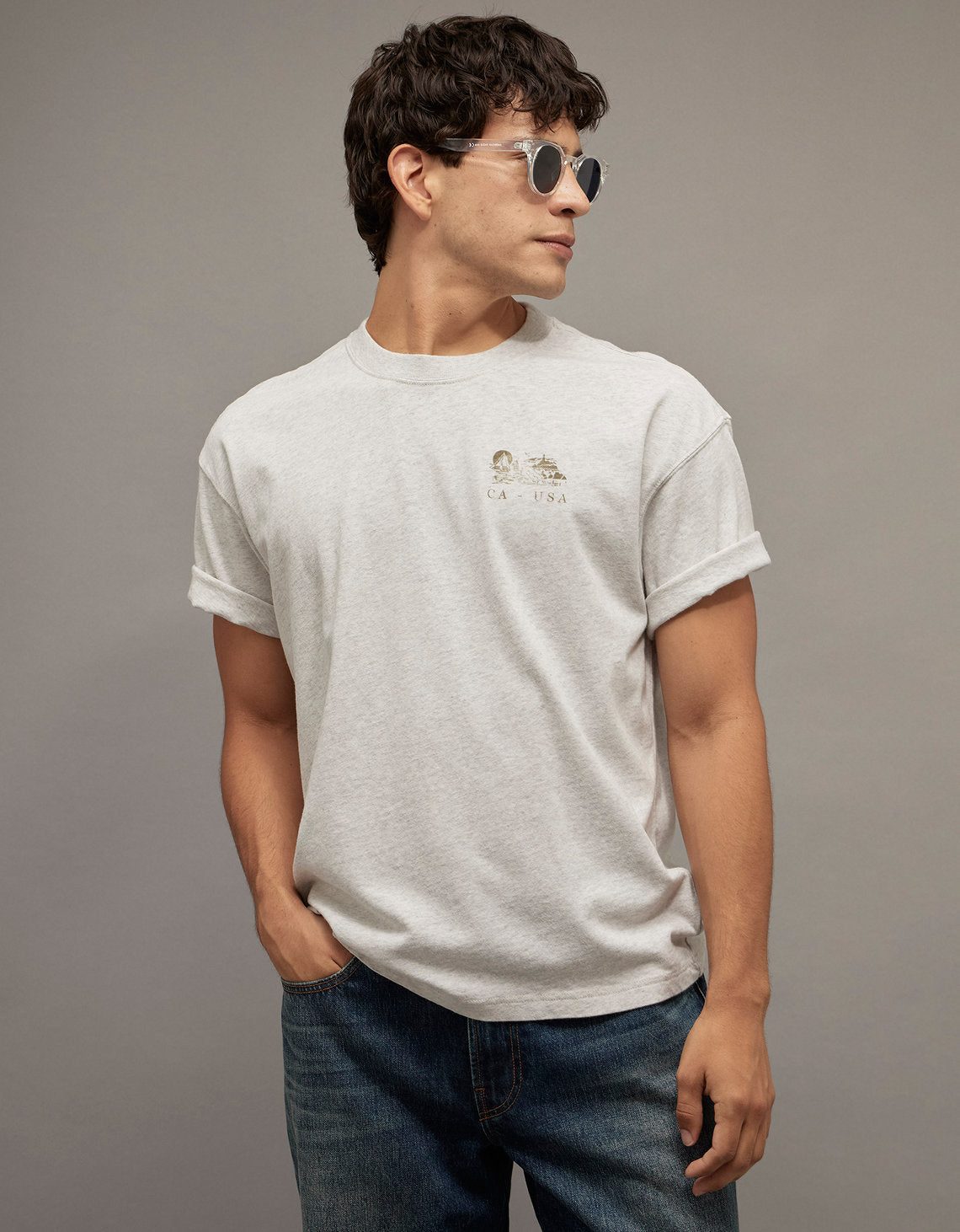 Camiseta Gráfica de Destino Boxy Ae - Gris 0181_5691_092_of