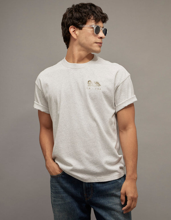 Camiseta Gráfica de Destino Boxy Ae - Gris