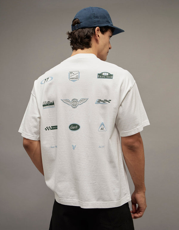 Camiseta Oversized Gráfica con Logo Ae - Blanco