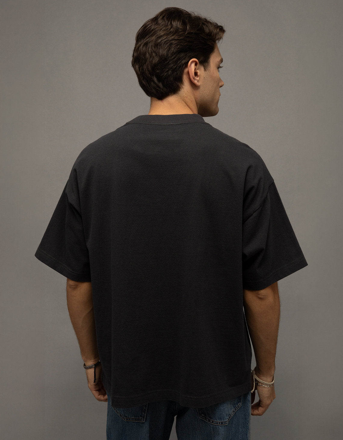 Camiseta Gráfica con Logo Ae Relaxed - Gris 0181_5847_023_ob