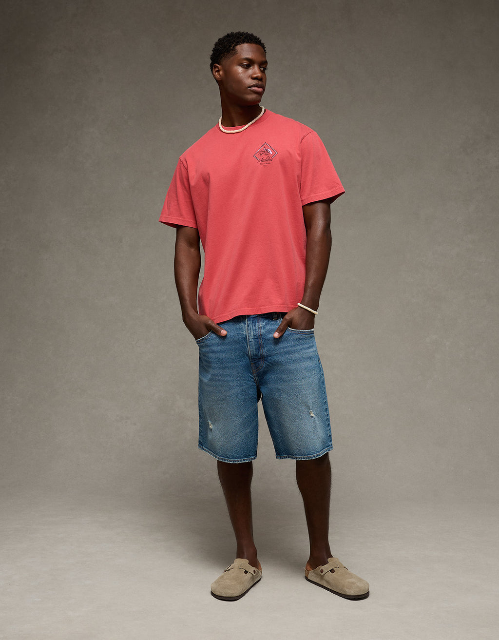 Camiseta Gráfica de Destino Ajuste Estándar Ae - Rojo 0181_5912_608_d2