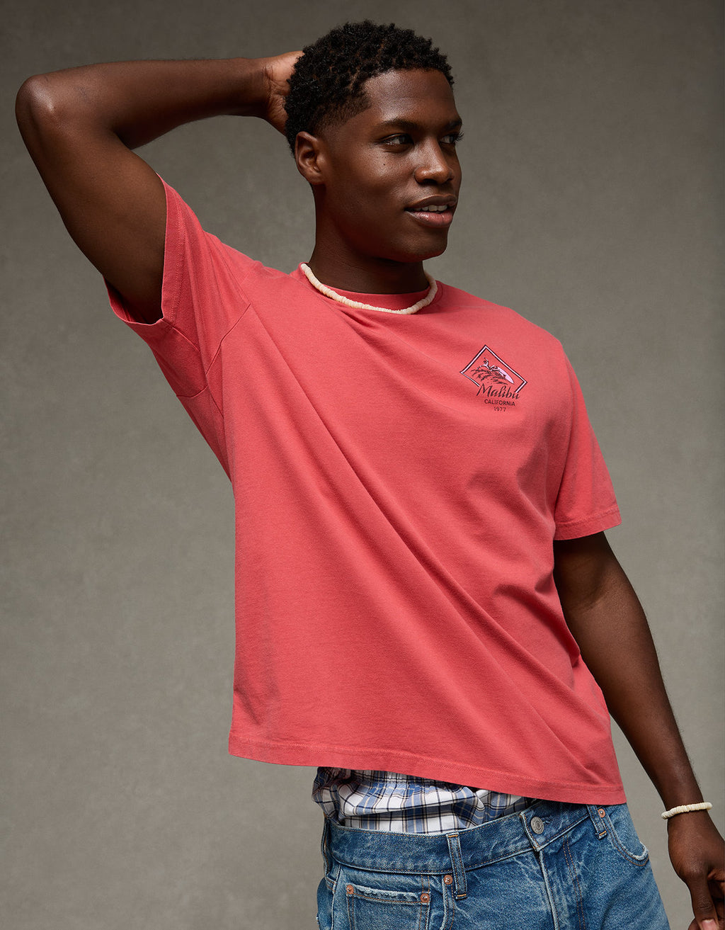 Camiseta Gráfica de Destino Ajuste Estándar Ae - Rojo 0181_5912_608_os