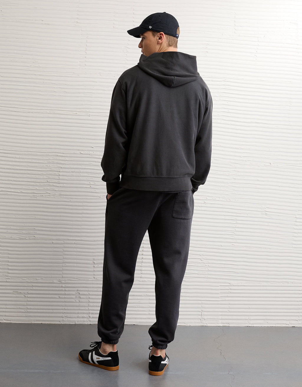 Buzo con capucha  Ae - Generico 0193_2720_004_ob
