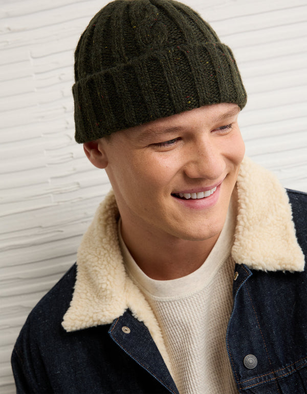 Gorro de Punto Grueso con Trenzas Ae - Generico