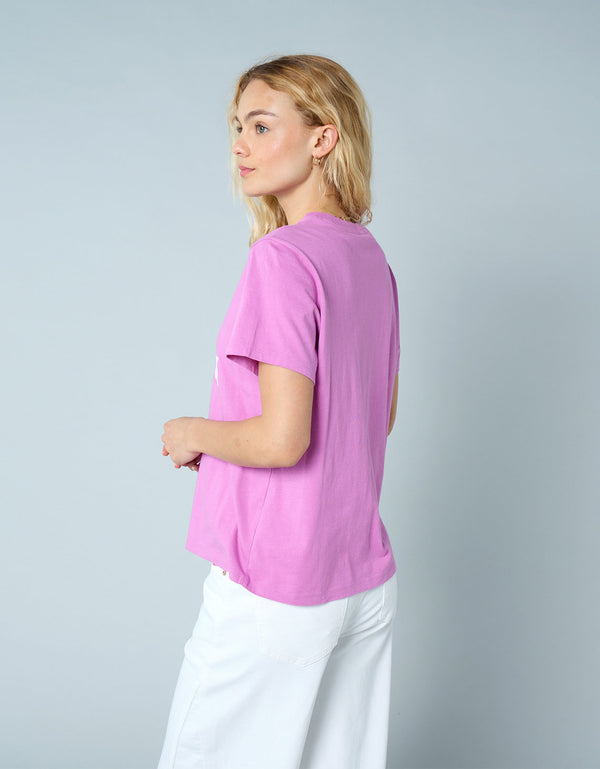 Camiseta Gráfica de Marca Ae - Rosa