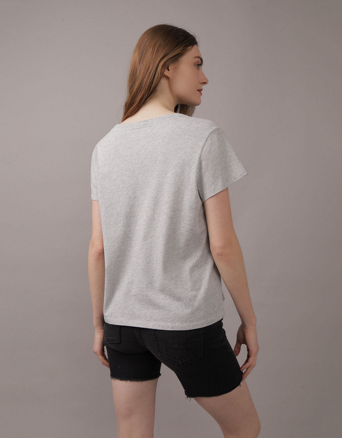 Camiseta AE gráfica con corte ajustado - Generico 0300_9462_050_ob
