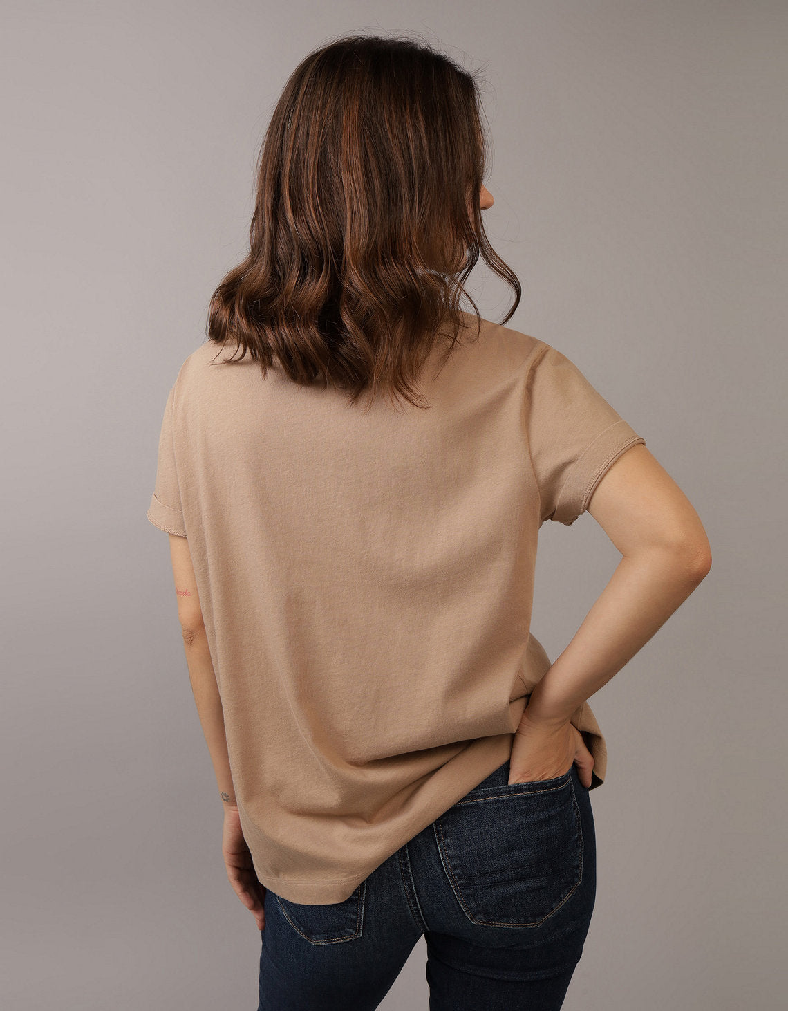 Camiseta con Gráfico Manga Corta Mujer AE - Café 0300_9595_200_ob