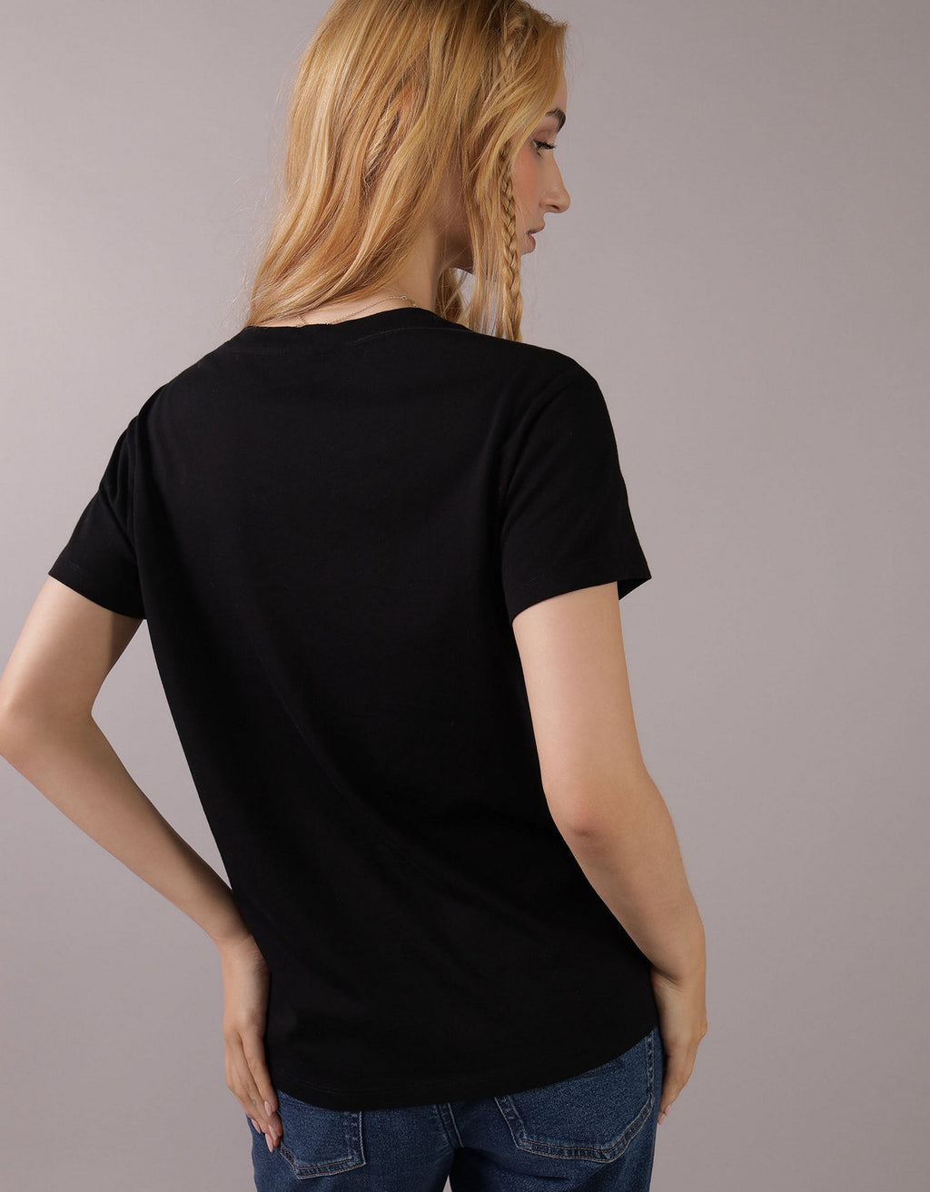 Camiseta con Gráfico Manga Corta Mujer AE - Negro 0300_9750_001_ob