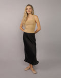 Falda midi de tiro alto Ae con abertura - Negro 0313_4976_001_of