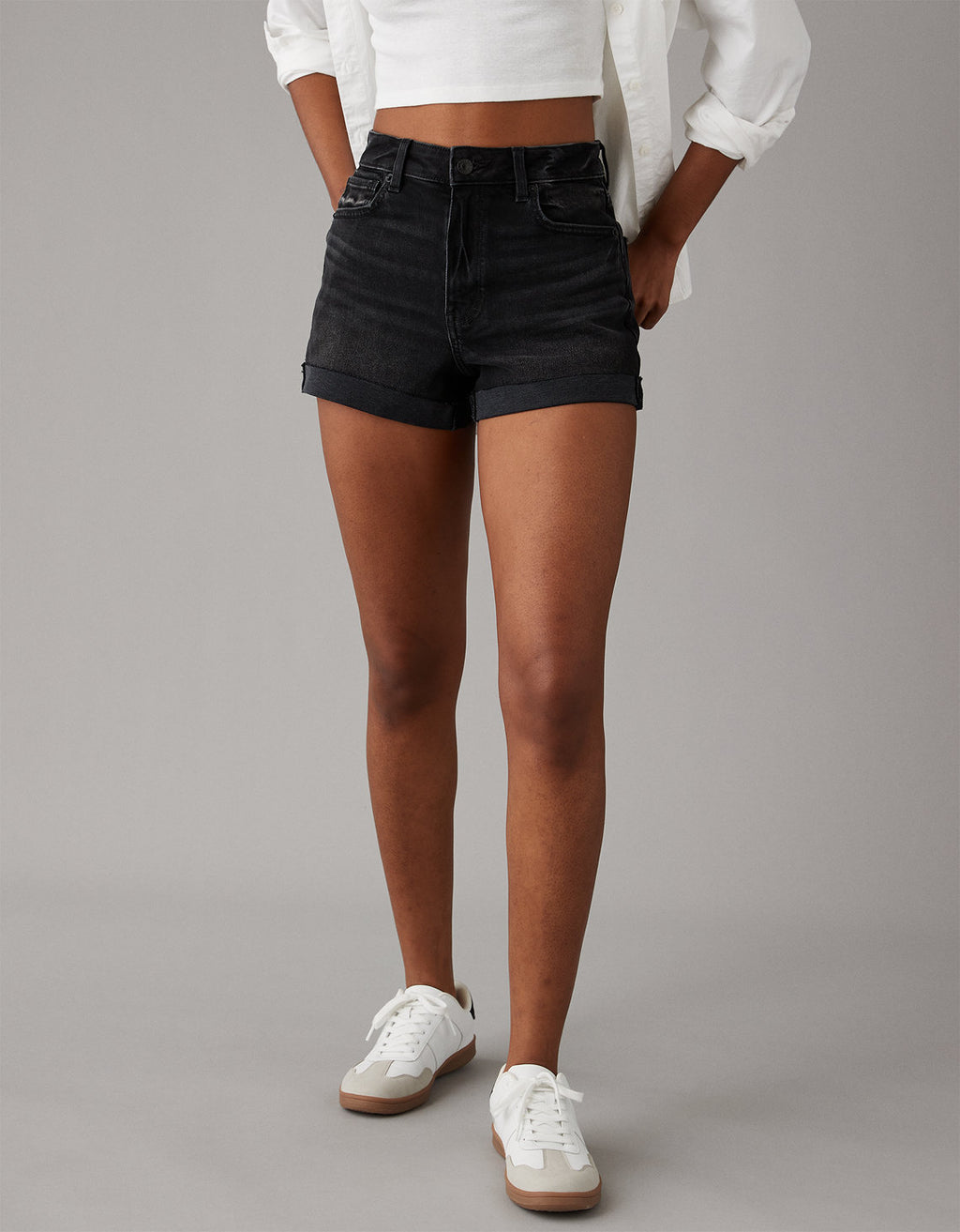 Short Ae mom - Negro 0338_7726_073_d2
