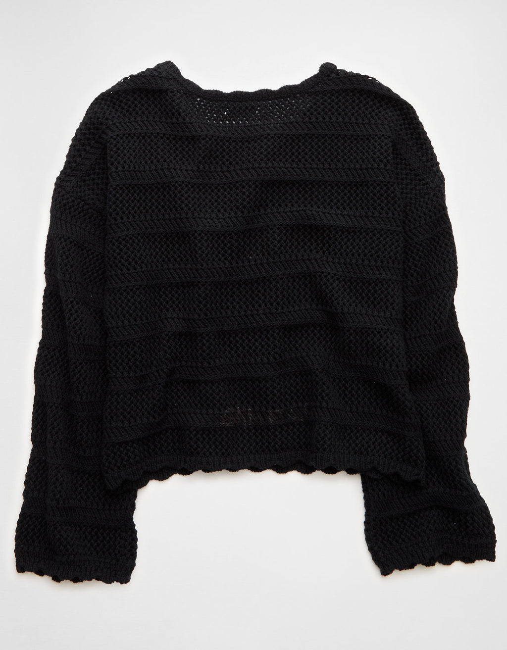 Suéter Cropped de Crochet Ae - Negro 0348_1530_064_b