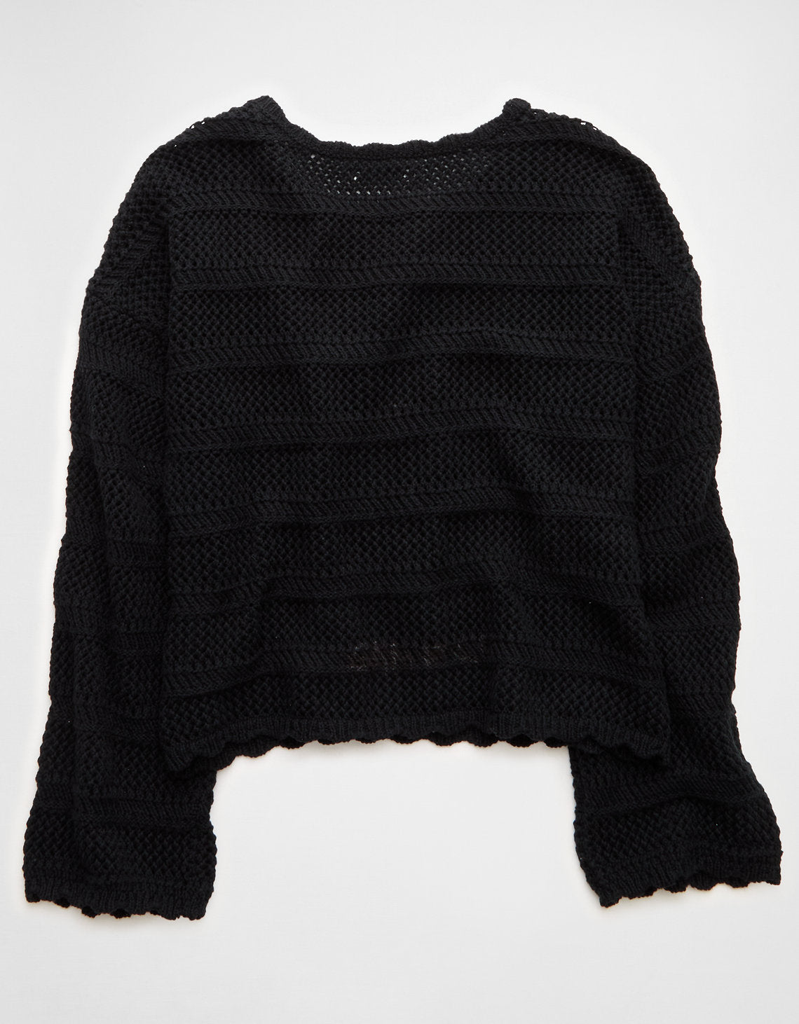 Suéter Cropped de Crochet Ae - Negro 0348_1530_064_b