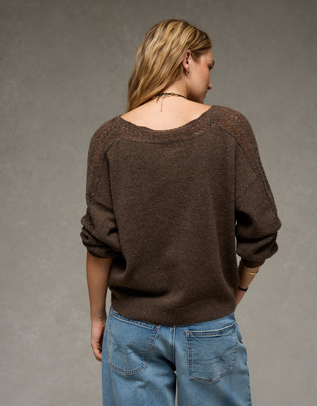 Suéter con Encaje cuello redondo Whoa Ae - Café_4b3621 0348_1631_285_ob