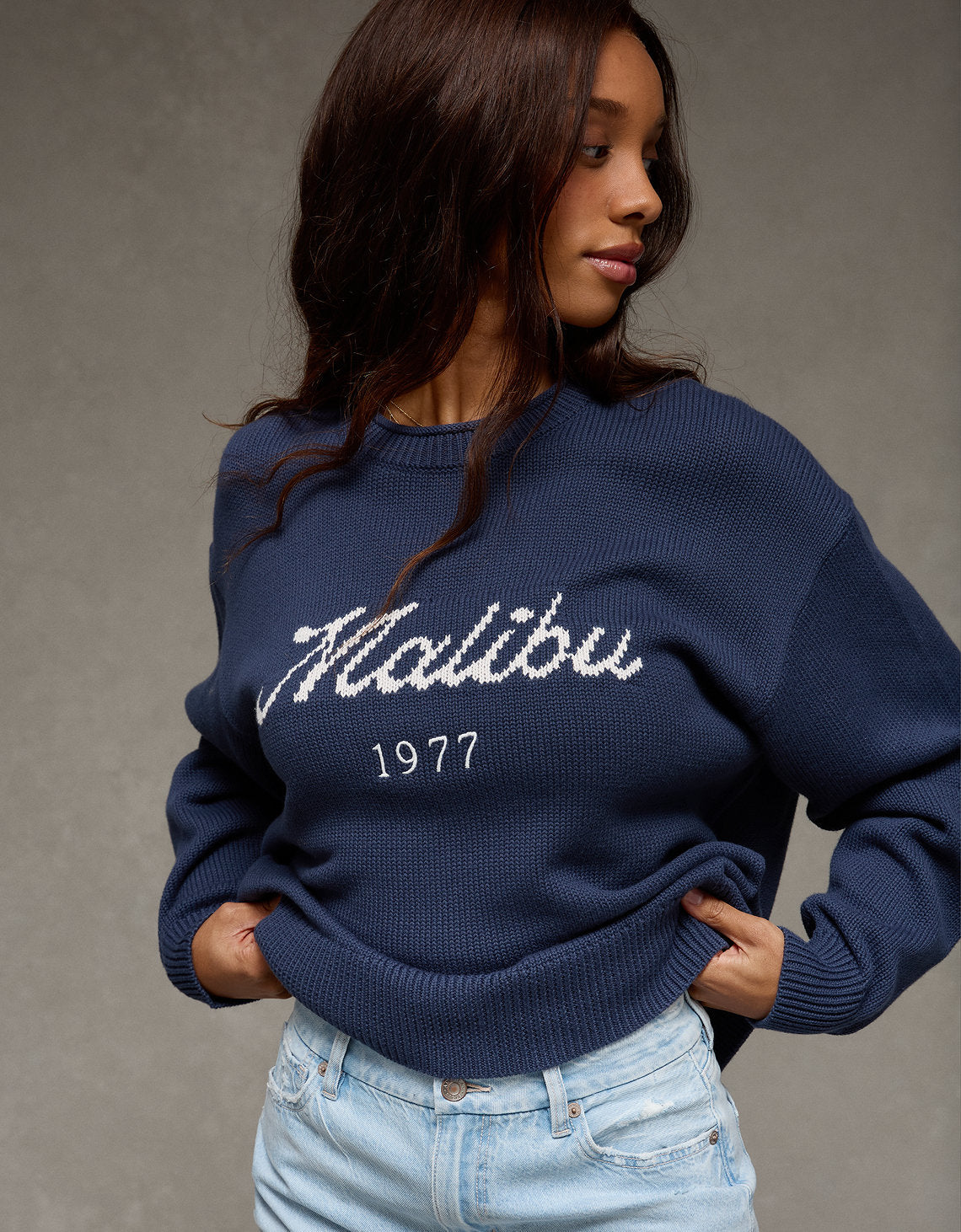 Suéter tejido oversized con gráfico Ae - Azul 0348_1809_483_os