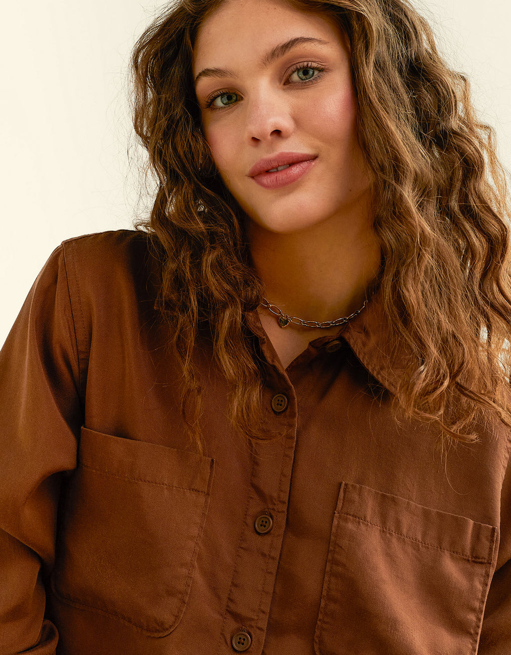 Camisa abotonada Ae Bestie - Café 0350_7117_215_d1