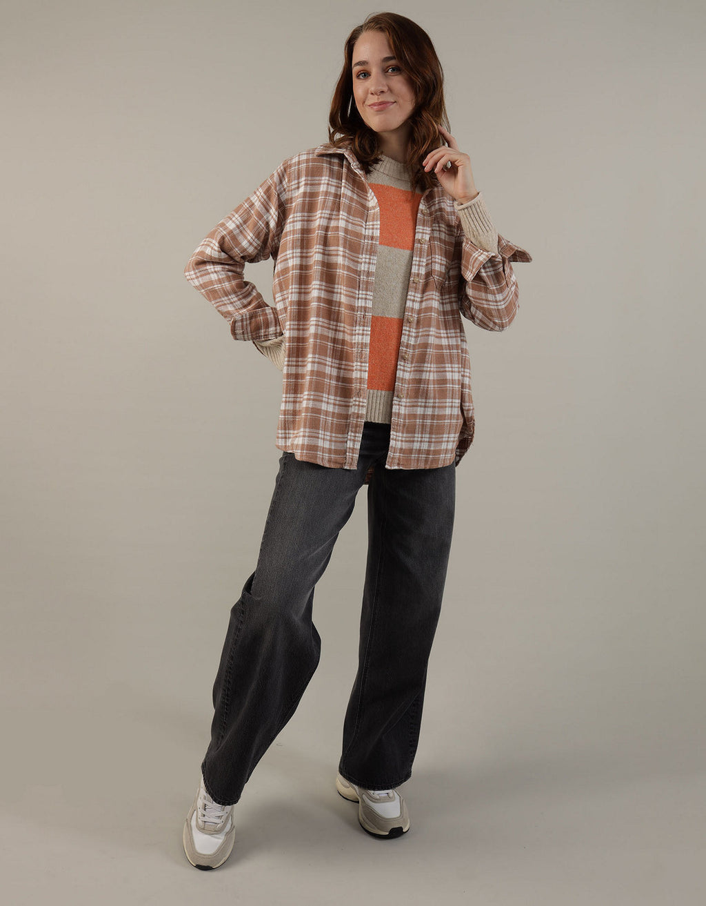Camisa AE manga larga oversized de cuadros con botones - Café 0355_5333_200_of