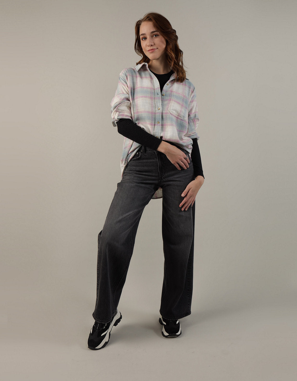 Camisa AE manga larga oversized de cuadros con botones - Rosa 0355_5333_615_of