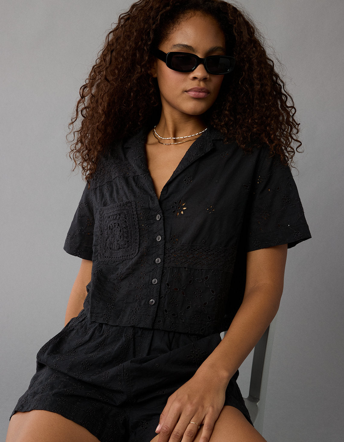 Camisa manga corta Ae con botones - Negro 0355_5543_001_of