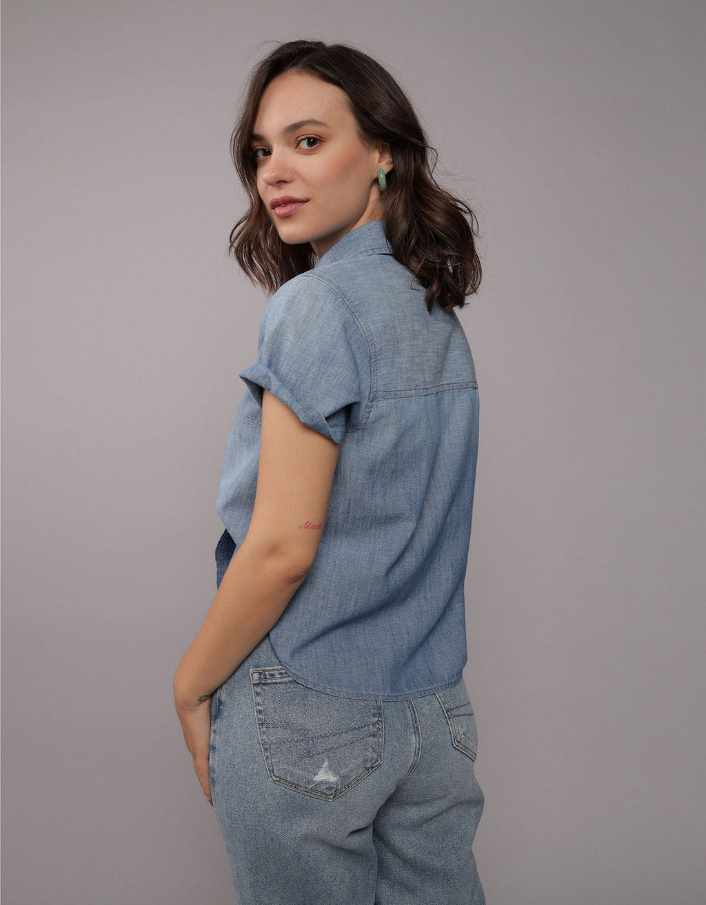 Camisa Denim manga corta Ae con botones - Generico 0355_5711_936_ob