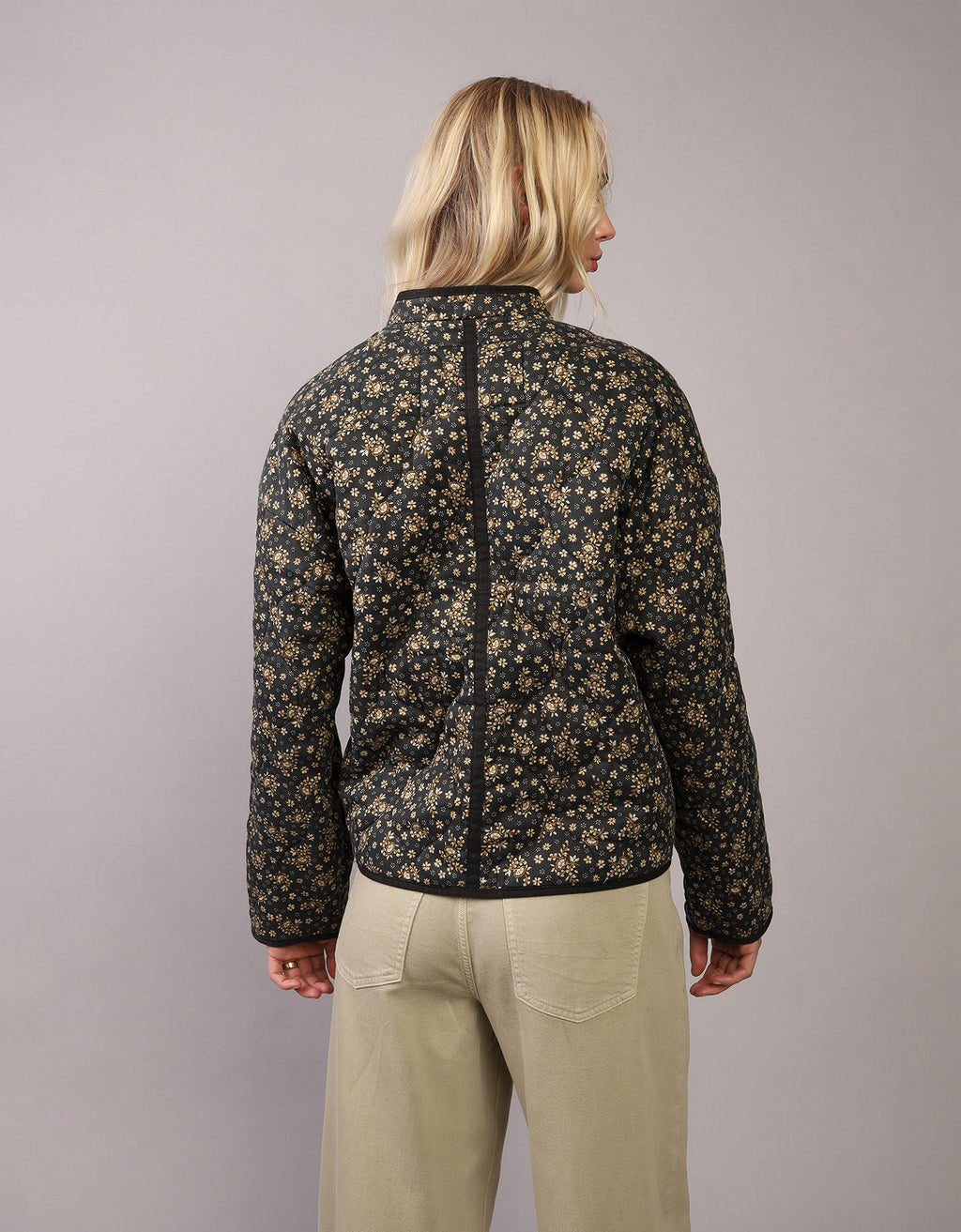 Chaqueta acolchada Ae - Negro 0383_3681_001_ob