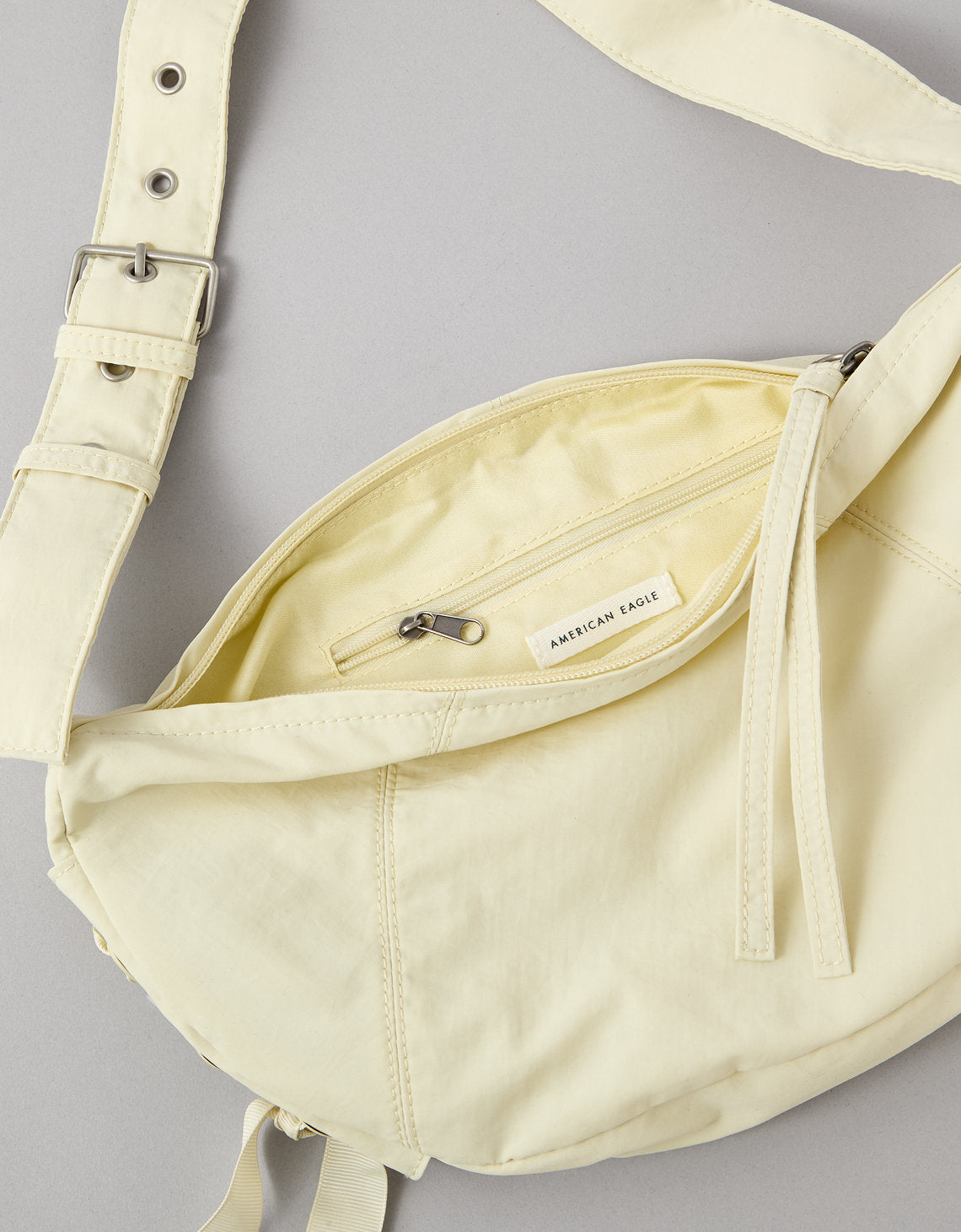 Mini Bolso Safari Tipo Slouch para Mujer - Generico 0427_6733_109_d1